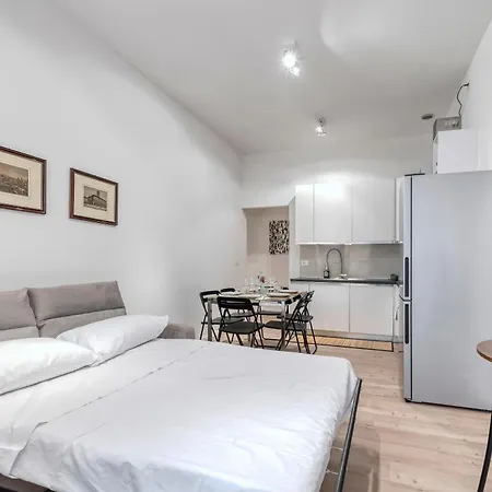 Apartment Carbonara Palace 2 - Luxury Comfort Under Medieval Towers