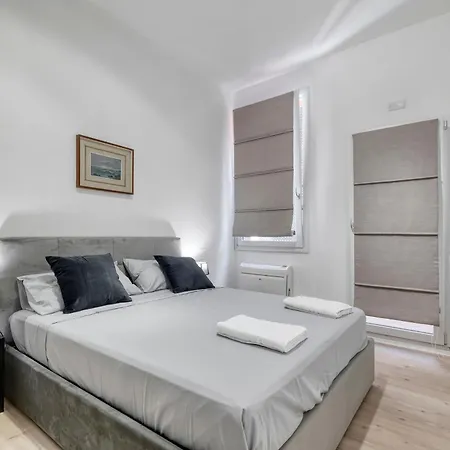 Apartment Carbonara Palace 2 - Luxury Comfort Under Medieval Towers *