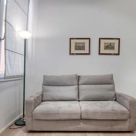 Carbonara Palace 2 - Luxury Comfort Under Medieval Towers *