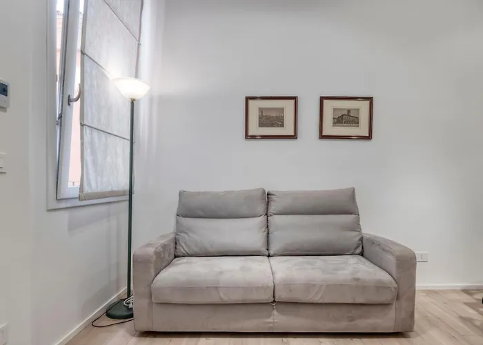 Carbonara Palace 2 - Luxury Comfort Under Medieval Towers *